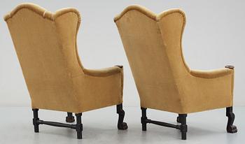 ÖRONLAPPSFÅTÖLJER, ett par, Lindskog, 1920-tal.