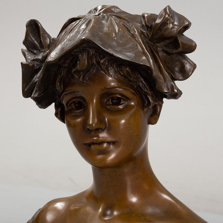 Georges van der Straeten, bust, patinated bronze, signed.