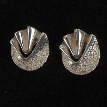 PARTI SMYCKEN, 9 delar, silver, bl.a. Åbo, 1900-talets andra hälft. Tot. vikt ca 91,6 g.