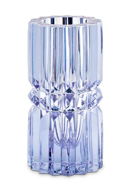 Nanny Still, A VASE.