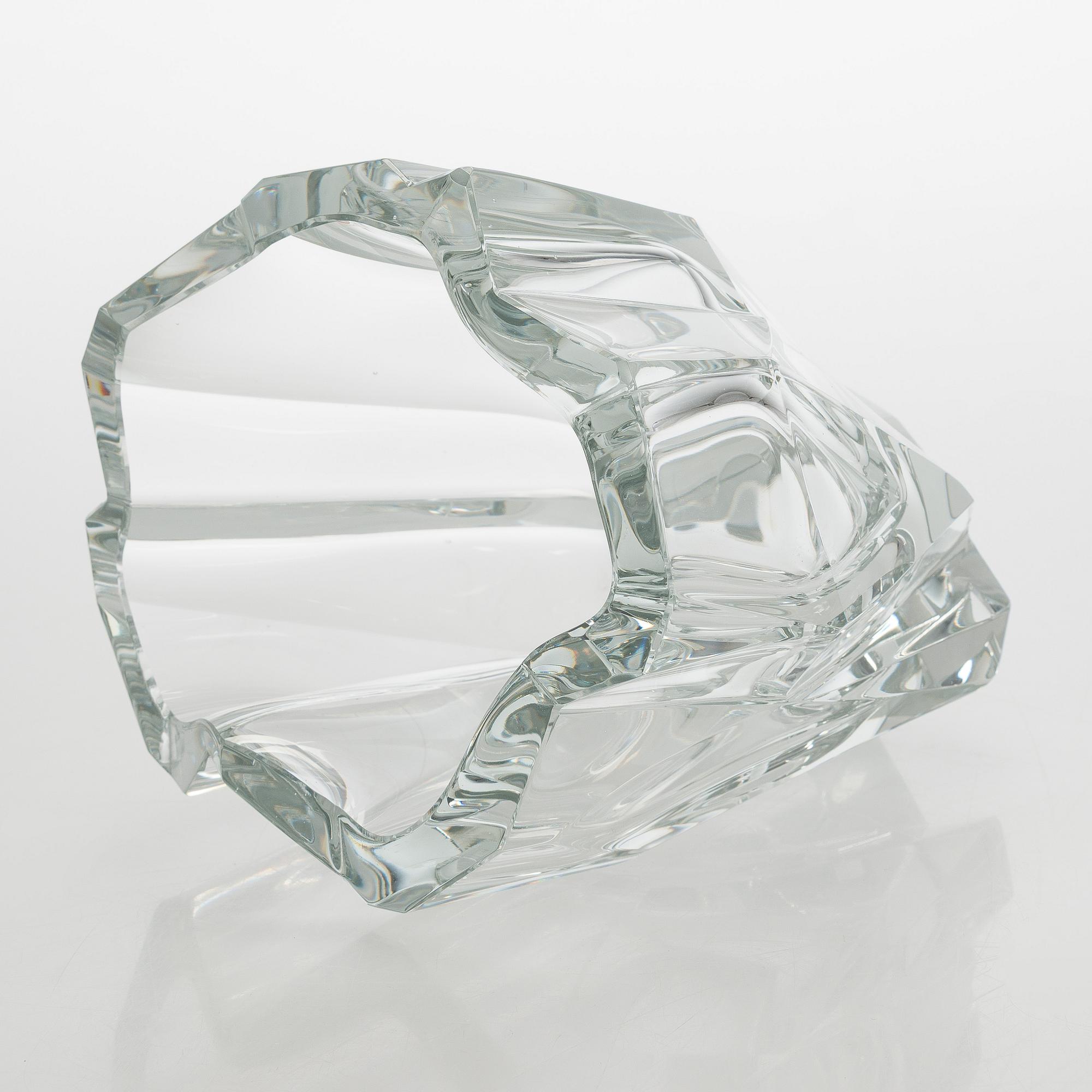 Tapio Wirkkala, vas, "Isberg", signerad Tapio Wirkkala 3825.