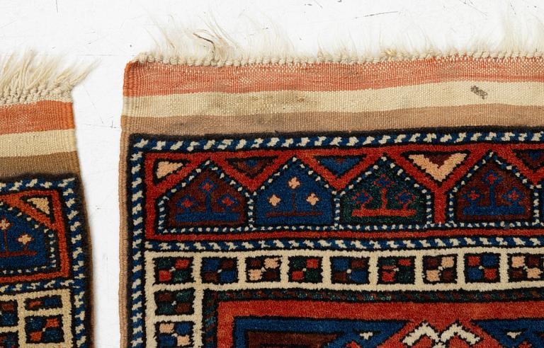 A pair, semi-antique rug, Döşemealtı, Antalya region, Turkey, ca 75 x 77 cm.