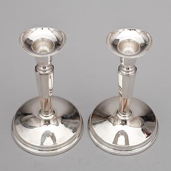 LJUSSTAKAR, ett par, silver, KG Markströms, Uppsala, 1957.