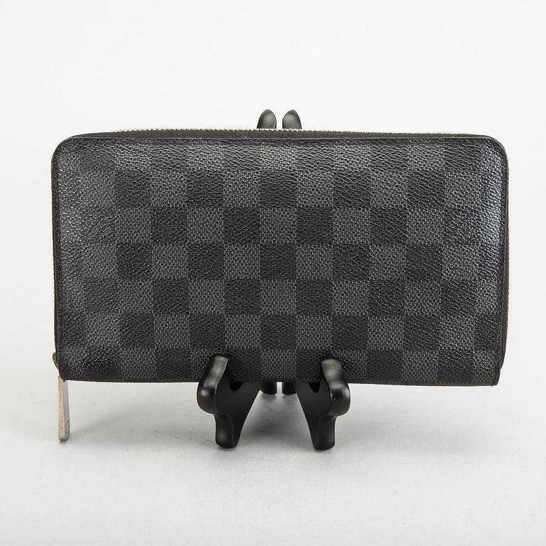 LOUIS VUITTON, Organizer, made in Spain.