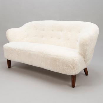 FLEMMING LASSEN, a sofa, manufactured by Asko 1952-1956.