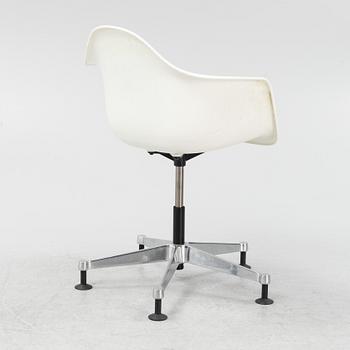 Charles & Ray Eames, a 'PACC' chair, Vitra.