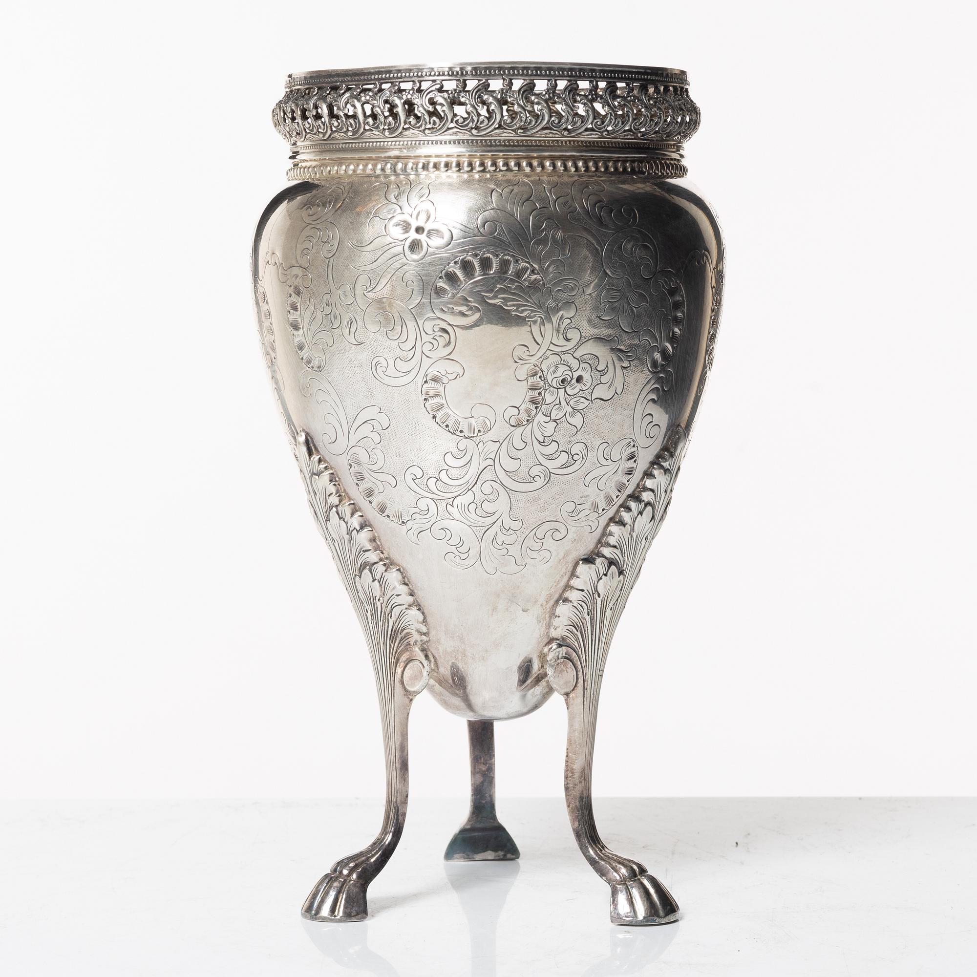 A sterling silver footed vase, 20th Century.