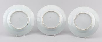 TALLRIKAR, 3 st, porslin, Kina, Qianlong 1736-1795.