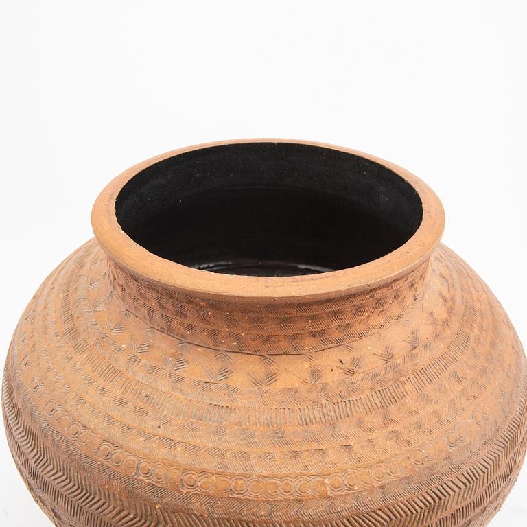 Signe Persson-Melin, urna signerad och daterad 1964 delvis glaserat stengods.