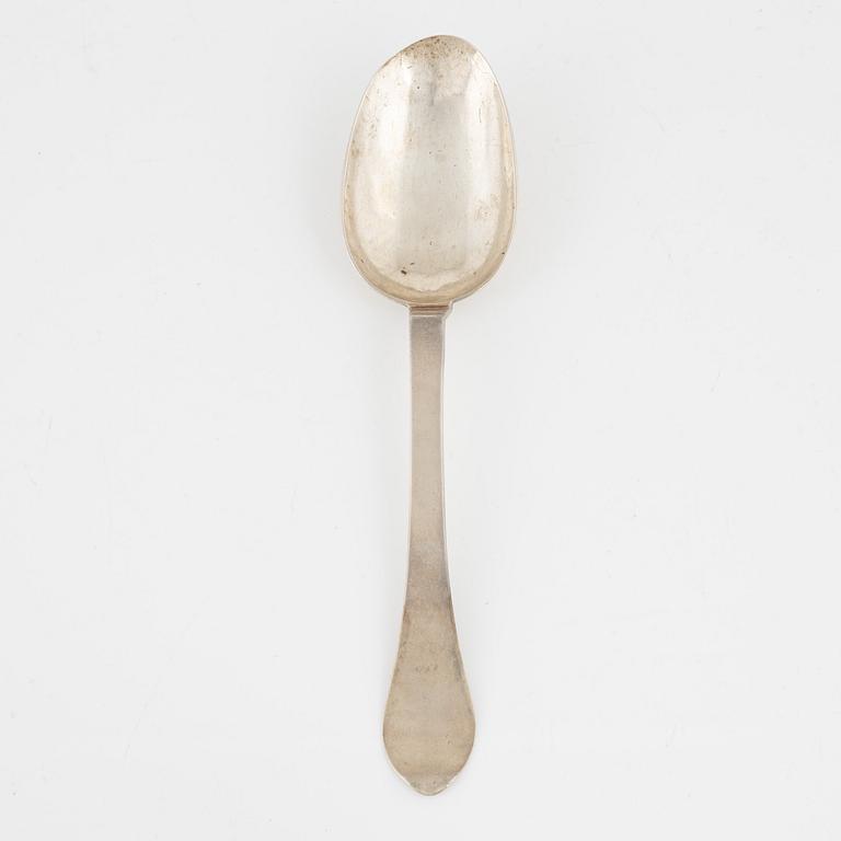 A Swedish 18th century silver spoon, marks of Johan Dragman, Arboga (1701-1746).