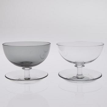 GLASSERVIS, 9 delar, Saara Hopea och Kaj Franck, Nuutajärvi.