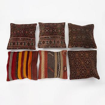 Six kilim cushions, approx, Ca 45 x 45 cm.