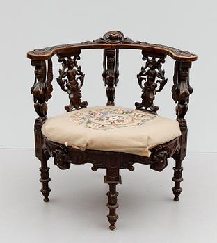 PUDERSTOL, nyrenässans, sent 1800-tal.