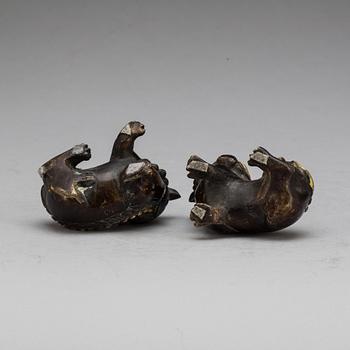 FIGURINER, ett par, brons, Kina. 1800/1900-tal.