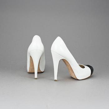 PUMPS, Chanel.
