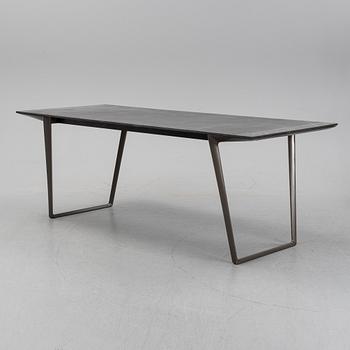 Claudio Bellini, a "Axy Table" from MDF Italia, 21st century.