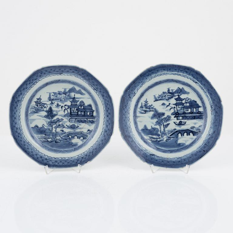 A group of four blue and white porcelain plates,  Qing dynasty, Jiaqing (1796-1820).