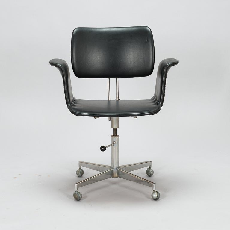 Kontorsstol, Björn nr 2114, Asko. I produktion 1962-1975.