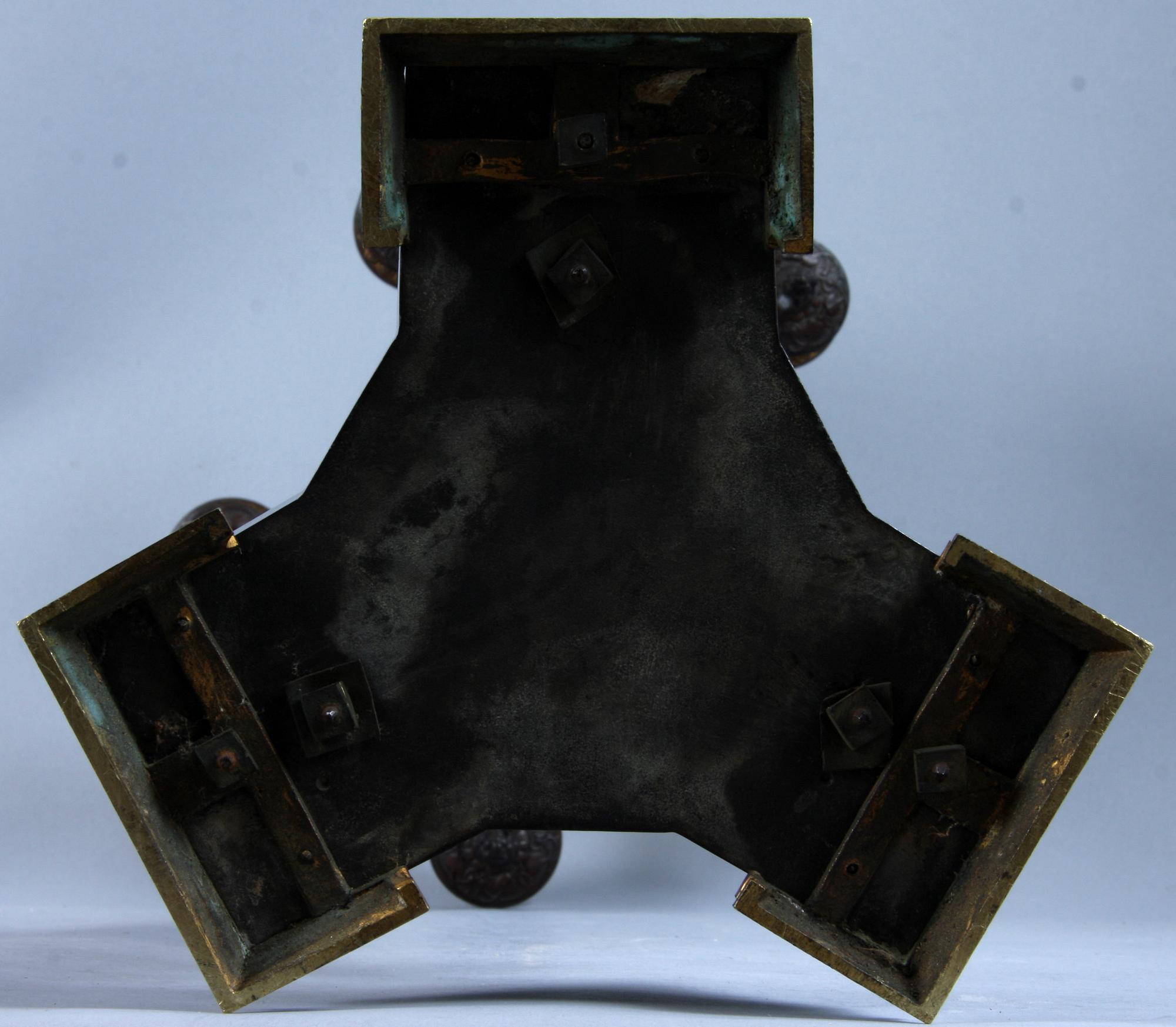 KANDELABRAR, ett par, nyrenässans, 1800/1900-tal.