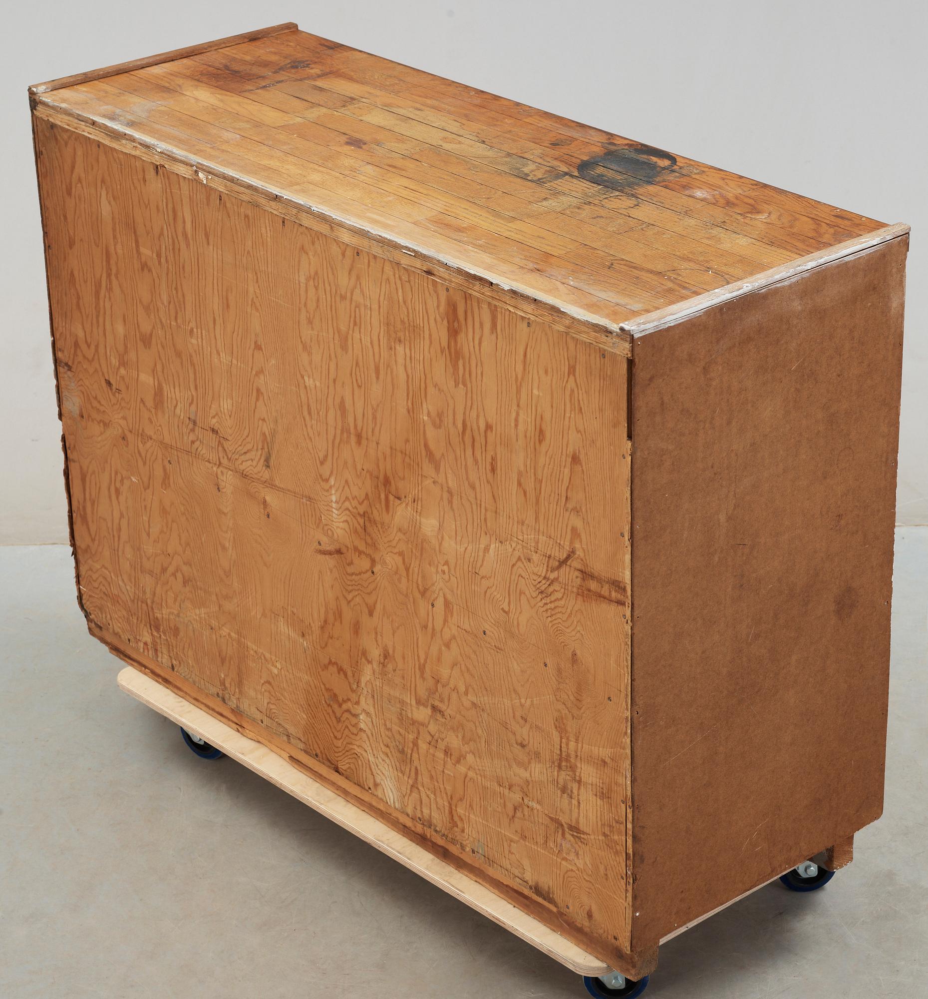 KÖPMANSDISK, 1900-talets första hälft.