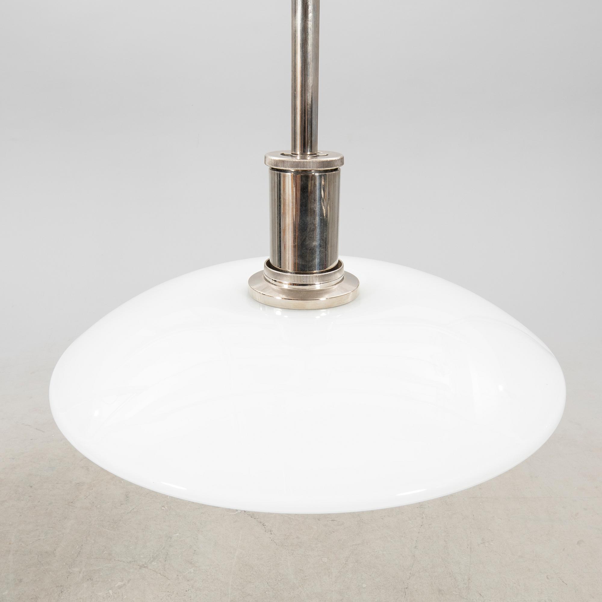 Poul Henningsen, taklampa, PH 4 1/2 - 4, Louis Poulsen, Danmark.