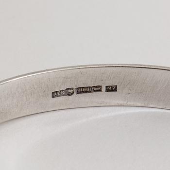 A bracelet marked AEK 916H, Helsingfors, 1966.