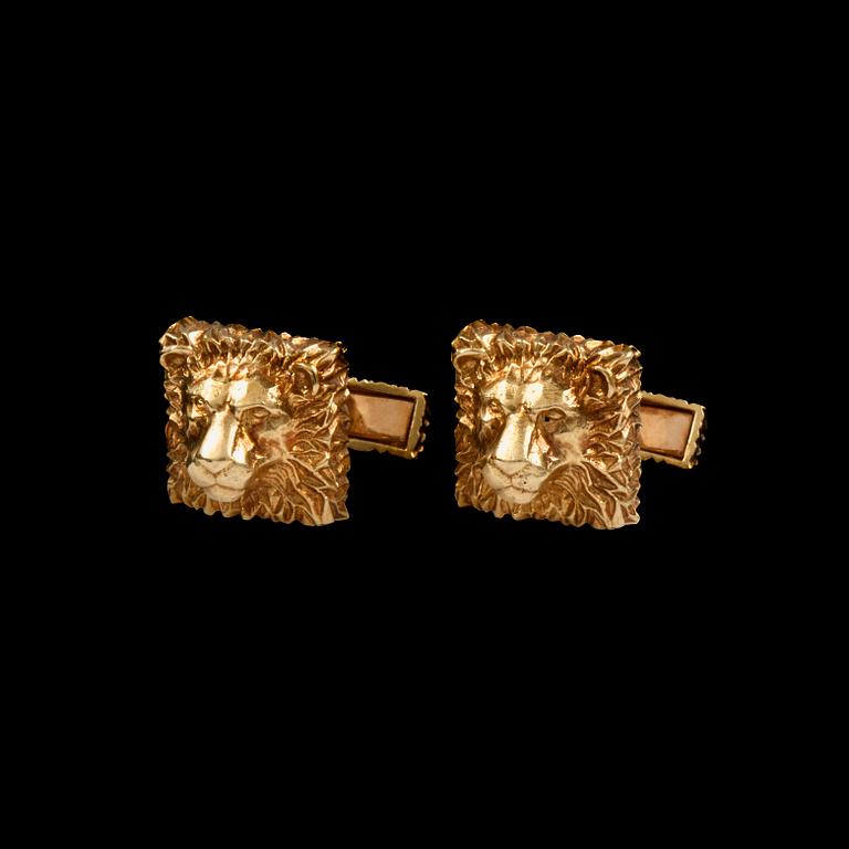A pair of Van Cleef & Arpels cufflinks. No. B9057R3.