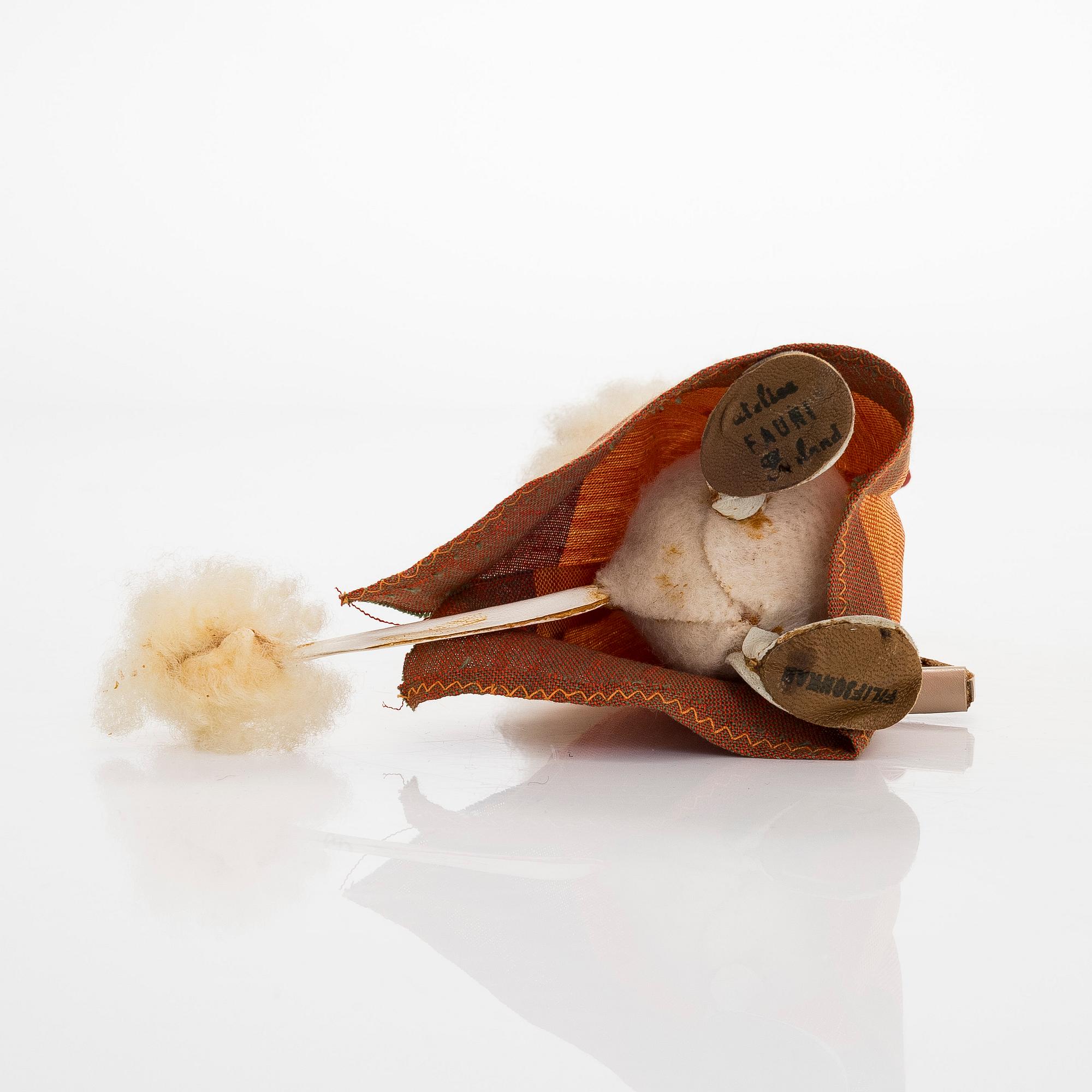 Atelier Fauni, Moomin figurine 'Fillyjonk', Atelier Fauni Finland 1950/60s.