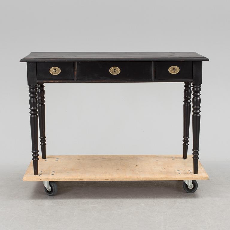 A ca 1900 writing desk.