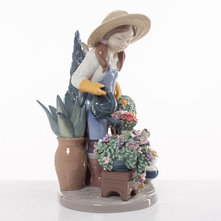 Lladró, figurine, "In my garden", Spain.