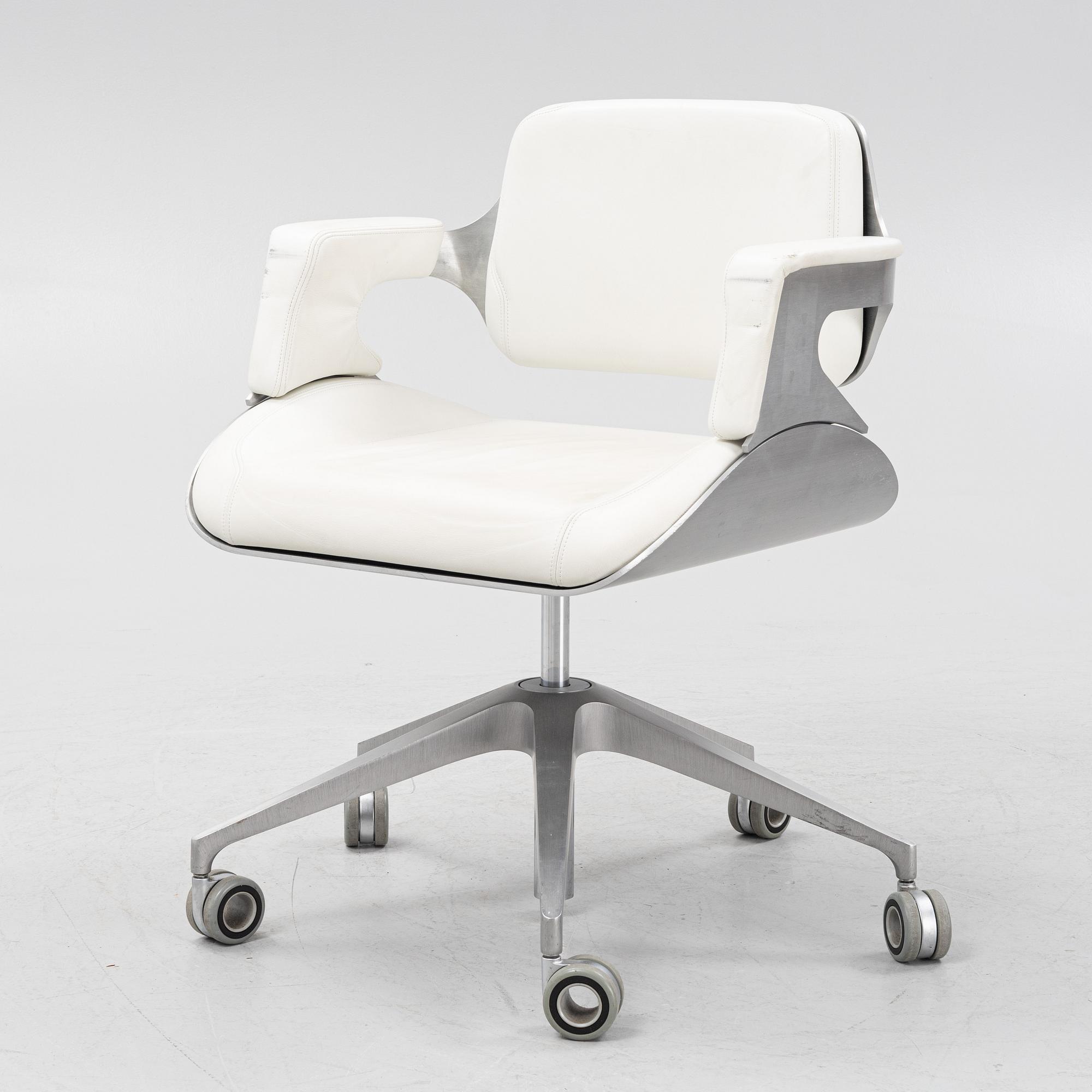 Hadi Teherani, a 'Silver 162S' desk chair, Interstuhl, Germany.