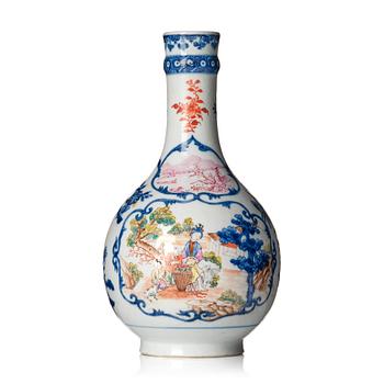 1250. A blue and white famille rose bottle vase, Qing dynasty, Qianlong (1736-95).
