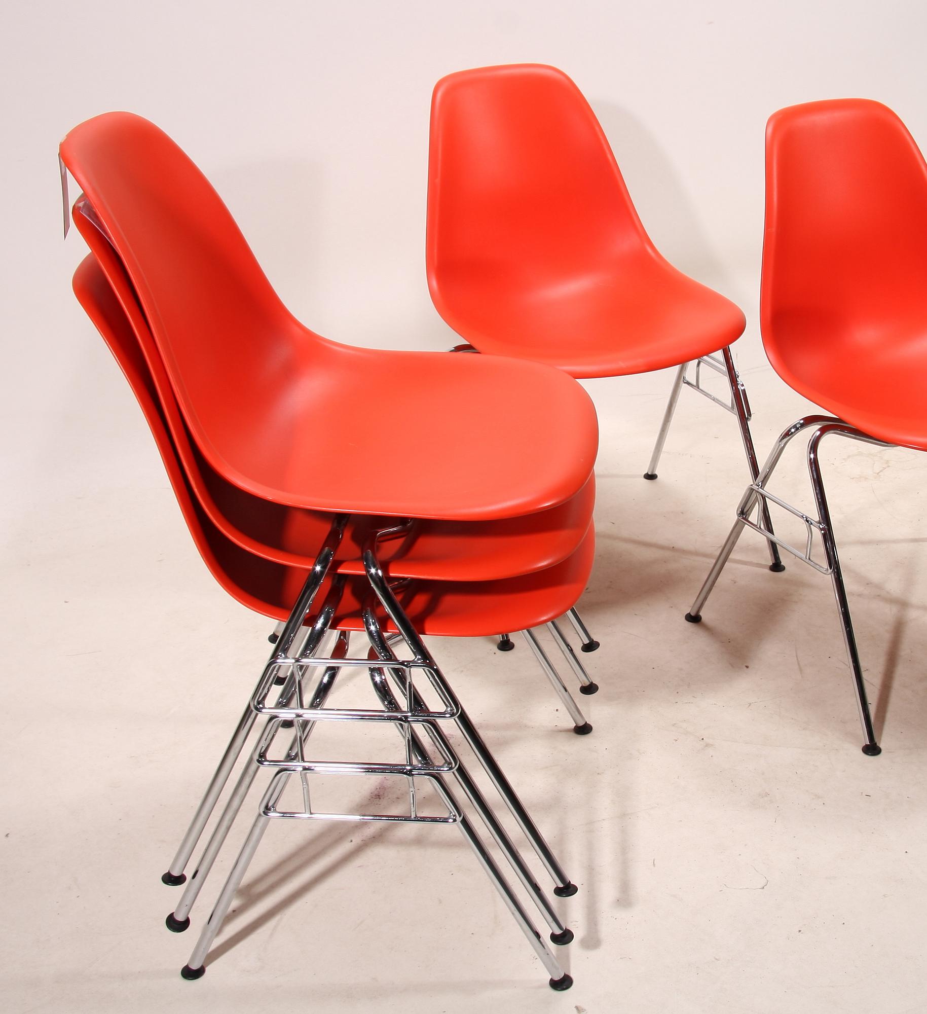 STOLAR, 6 st, "Plastic chair" Charles och Ray Eames, Vitra. 2001.