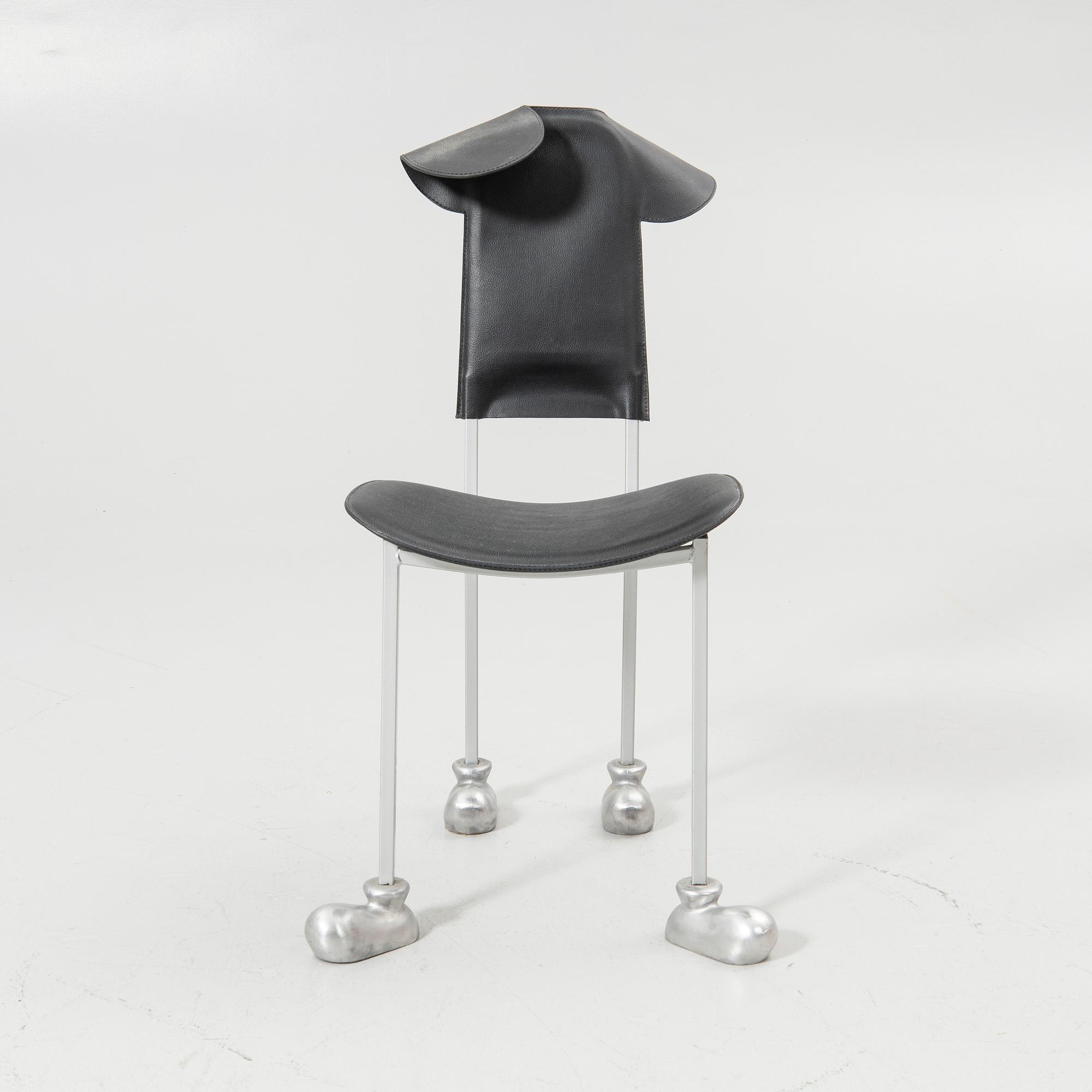 Javier Mariscal, stol, "Garriri / Mickey Mouse Chair" formgiven 1988 för Akaba, Spanien.