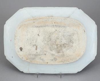 STEKFAT, kompaniporslin, Kina, Qianlong (1736-95).