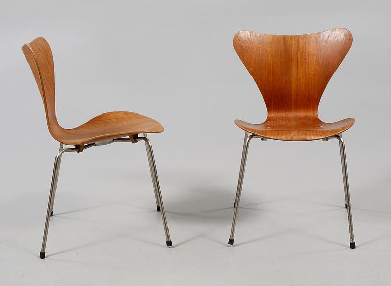 STOLAR, 6 st, "Sjuan", Arne Jacobsen, Fritz Hansen, 1900-talets andra hälft.