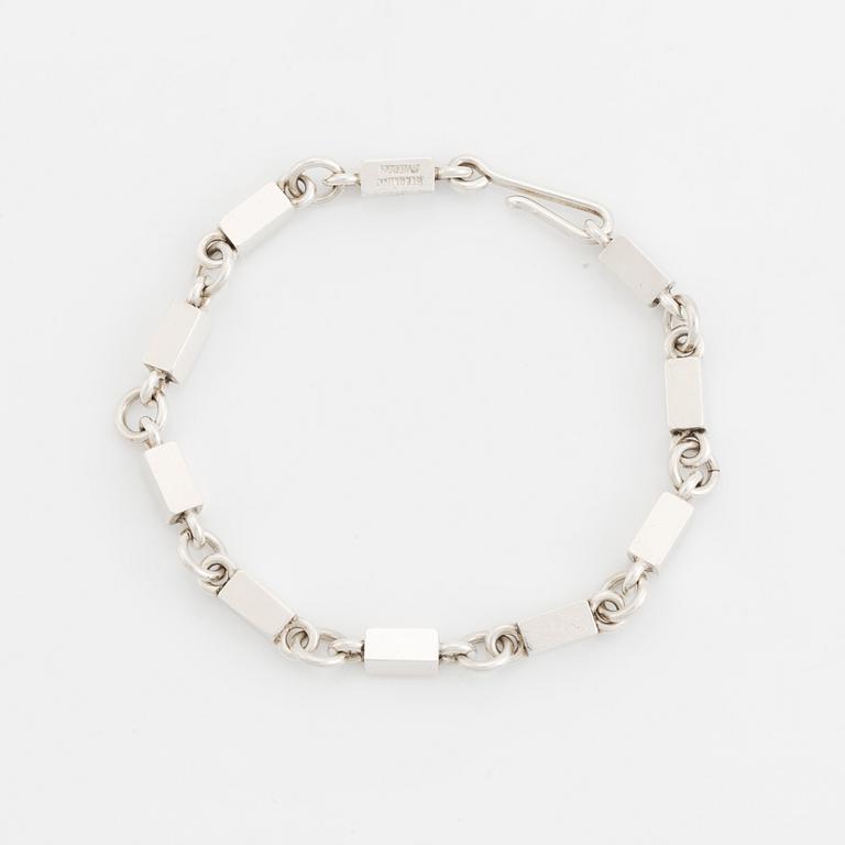 Wiwen Nilsson, armband, sterlingsilver, Anders Nilsson, Lund 1963.
