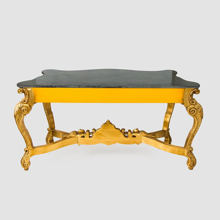 Mirror with console table, Baroque style, late 20th century.