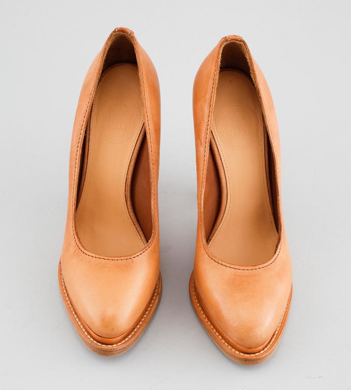 SKOR, Acne. Storlek 38.