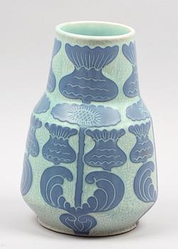 VAS, porslin, jugend, Gustafsberg, sign o dat 1919.