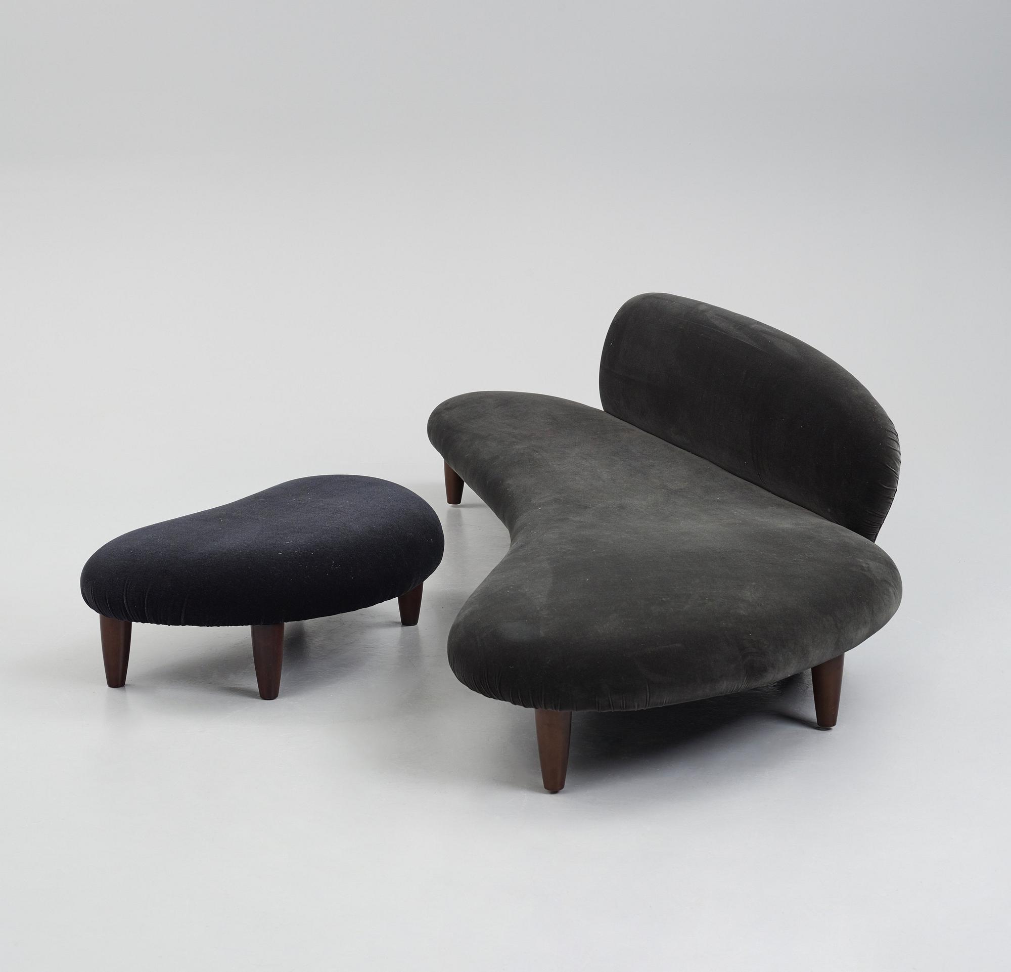 Isamu Noguchi, a "Freeform sofa" and ottoman, Vitra 2009/2019.