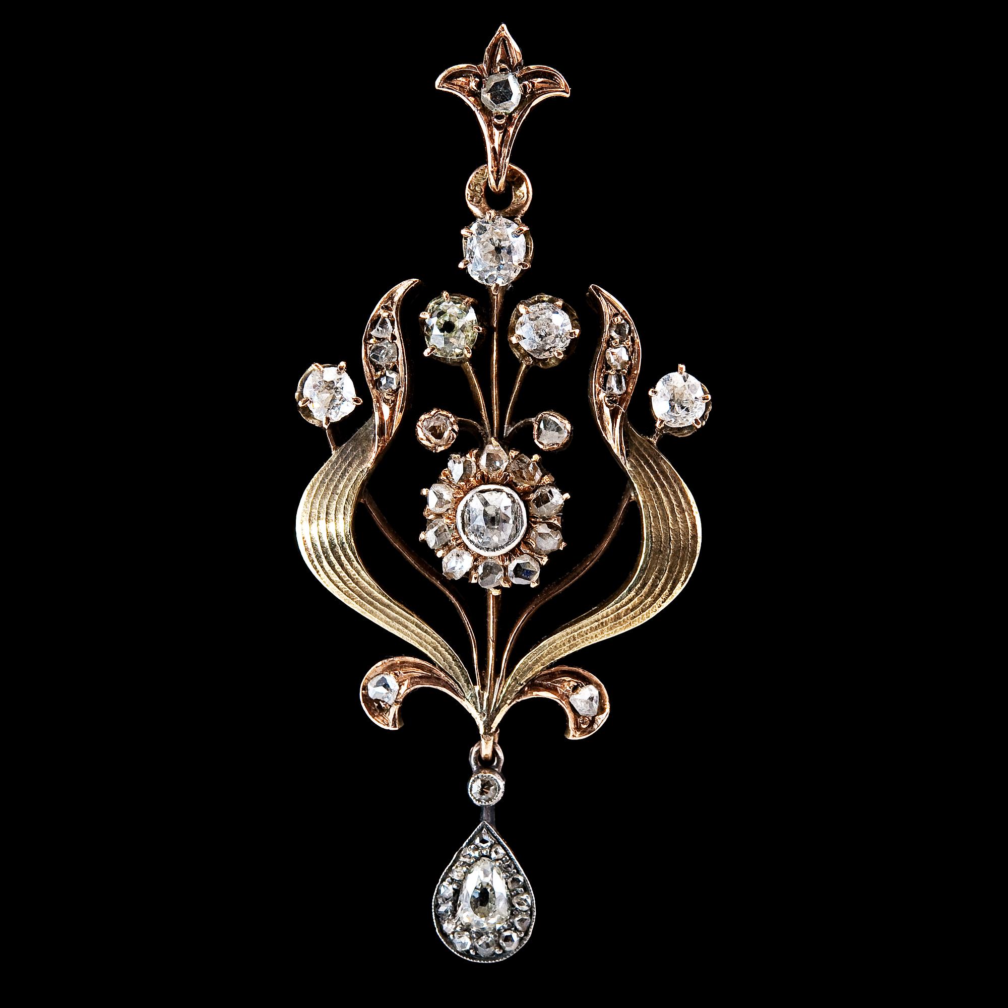 RIIPUS, vanha- ja ruusuhiontaisia timantteja n. 2.00 ct. Venäjä 1899 - 1908.