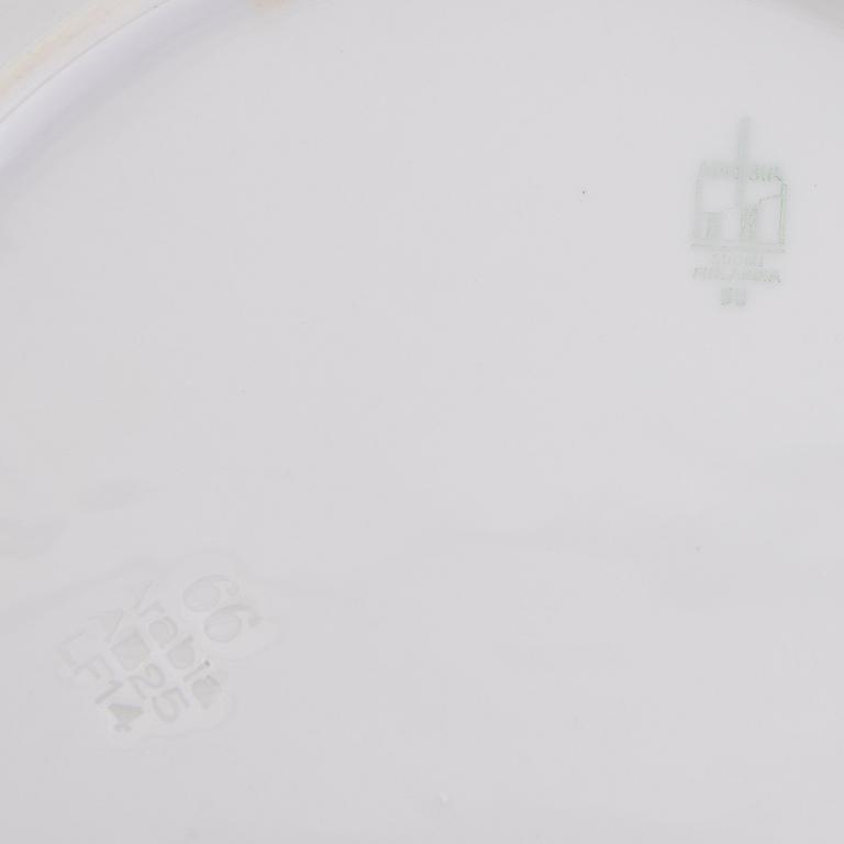 A 70-pcs set of dinnerware and for coffee, Arabia Finland 1932-1949.