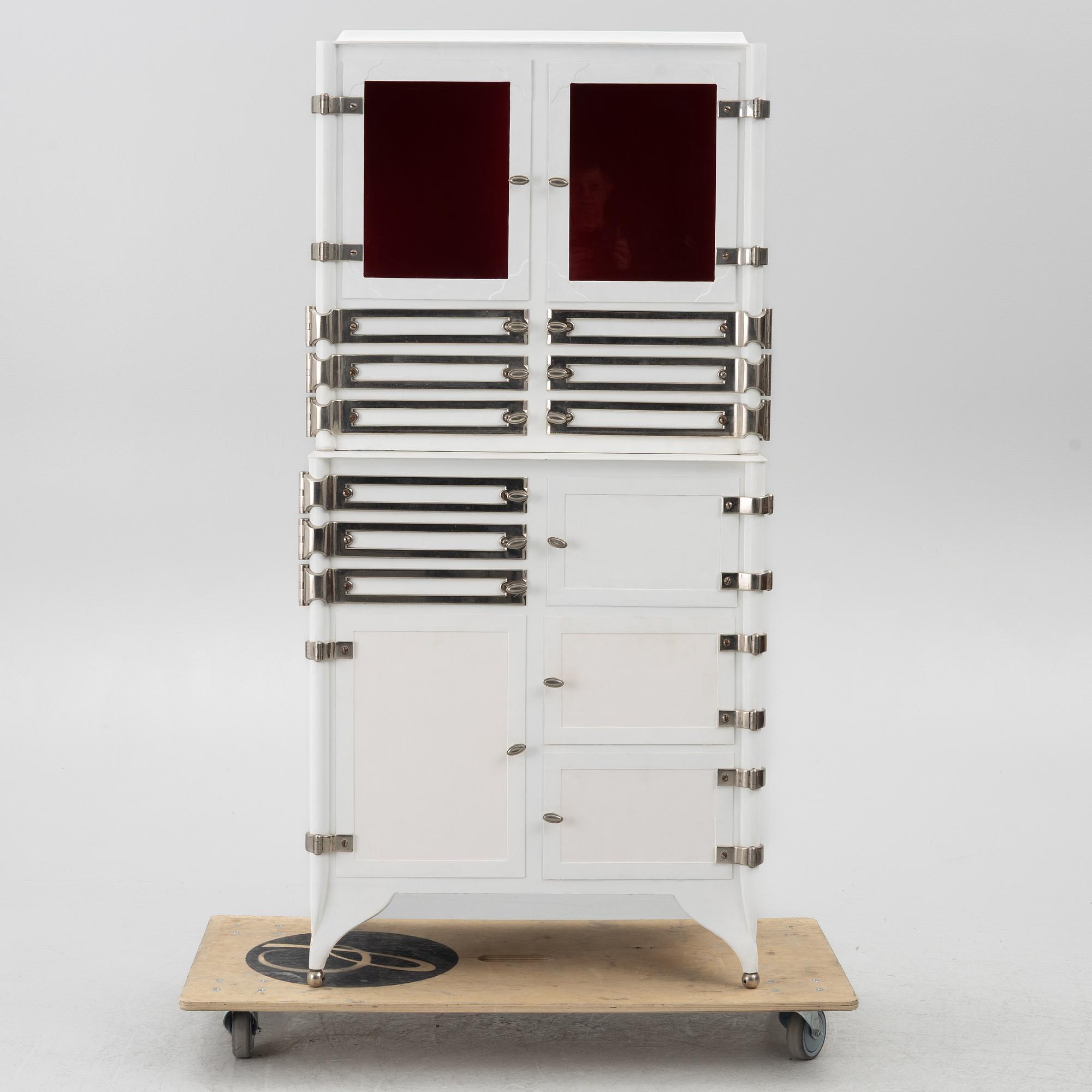 Dentist's cabinet, circa the mid-20th century.