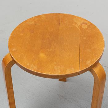 Alvar Aalto, pallar 3 st, modell 60, Aalto möbler Hedemora, formgiven 1933.