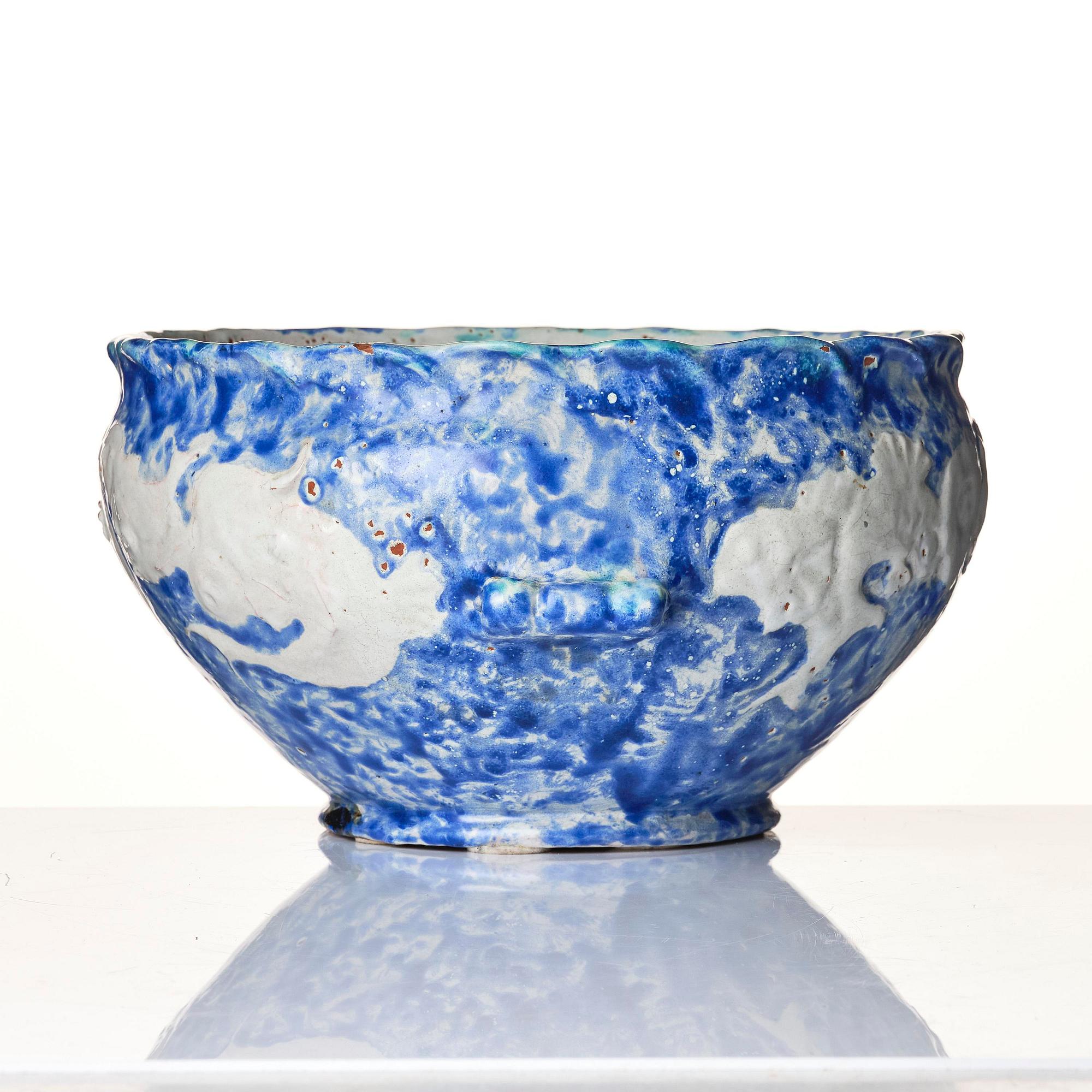 Riborg Böving, a faience bowl, Arvika, Sweden, early 20th century.