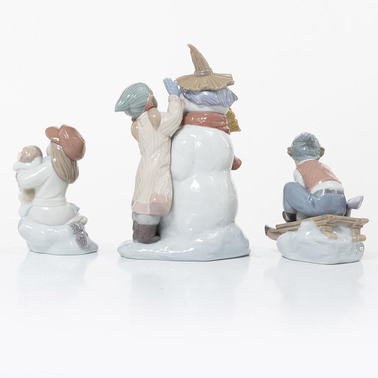 Lladró, figurines, 3 pcs, "Winter whimsy collection": "I'll keep you warm", "Look out below!", "Talk to me!", Spain.