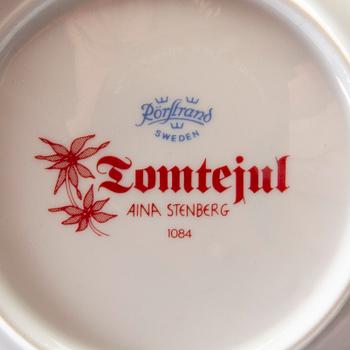 Aina Stenberg-Masolle, servis, 25 dlr  "Tomtejul" Rörstrand porslin sent 1900-tal.