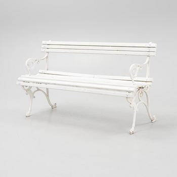 A cast iron garden sofa, 20th century.