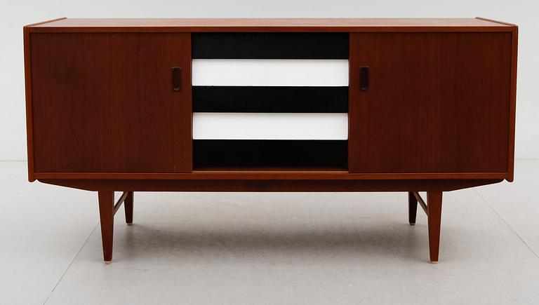 SIDEBOARD, 1900-talets andra hälft.